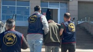 11 yıl 3 ay kesinleşmiş hapis cezası bulunuyordu: Yabancı uyruklu firari yakalandı