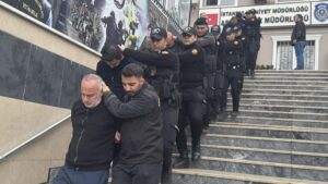12 ilde eş zamanlı operasyon: Change çetesi çökertildi