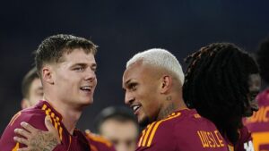 Roma evinde Como'yu tek golle geçti!