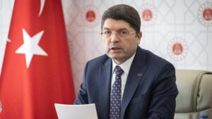 3 infaz koruma memuru yaralandı… Bakan Tunç'tan geçmiş olsun mesajı