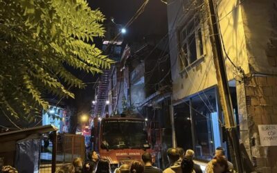 3 katlı binada yangın paniği