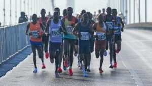 47. İstanbul Maratonu'nu erkeklerde Rhonzas Lokitam Kilimo kazandı