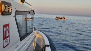 48 düzensiz göçmen İzmir açıklarında yakalandı