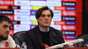 A Milli Takım Teknik Direktörü Montella'dan flaş Berke Özer açıklaması!