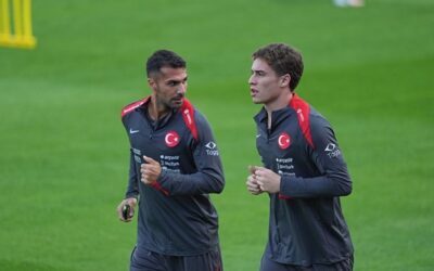 A Milli Takım'ın yıldız oyuncusu Kenan Yıldız antrenman öncesi dua etti! İşte o görüntüler