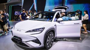 ABD ve Avrupa elektrikli otomobil yarışını Çin’e mi kaptırıyor?