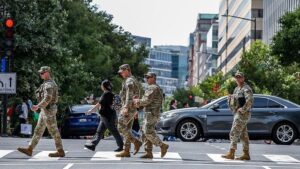 ABD'de Savunma Bakanı Hegseth, ulusal muhafızların görev süresini uzattı