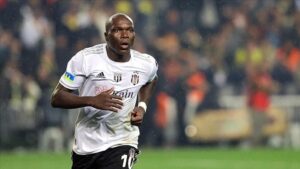 Aboubakar'dan 1+1 yıllık imza! Yeni adresi resmileşti