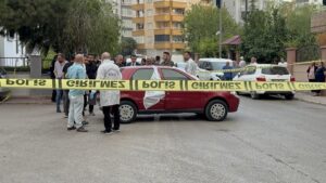 Adana'da bir kişi otomobilde ölü bulundu