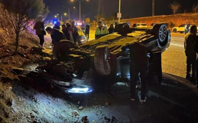 Adıyaman'da iki otomobil çarpıştı: 2 yaralı