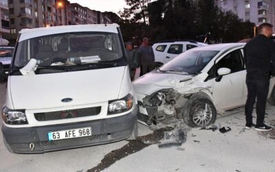 Adıyaman'da zincirleme trafik kazası: 5 yaralı