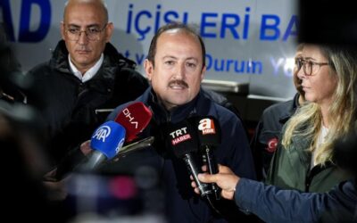 AFAD Başkanı Pehlivan'dan Foça açıklaması: Vatandaşların hesaplarına yatırılacak