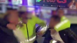 Aksaray'da trafik polislerine saldıran 3 kişi tutuklandı