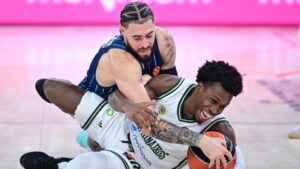 Anadolu Efes, Ergin Ataman'lı Panathinaikos'a karşı kayıp