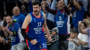 Anadolu Efes, evinde Panathinaikos AKTOR ile karşılaşacak