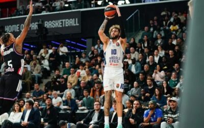 Anadolu Efes, Paris'i deplasmanda devirdi