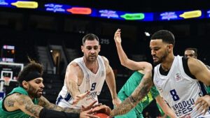 Anadolu Efes'te Georgios Papagiannis şoku! Sakatlığı…