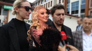 Annesini öldürmekle suçlanıyordu: Güllü'nün kızı Tuğyan Ülkem Gülter öyle bir şey paylaştı ki!