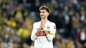 Atakan Karazor: Fenerbahçe üstünlüğünü ustaca korudu