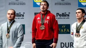 Avrupa şampiyonu! Yusuf Fehmi Genç'ten altın madalya