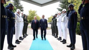 Azerbaycan ve Gürcistan savunma bakanları Ankara'da! Bakan Güler Azerbaycanlı mevkidaşı ile bir araya geldi