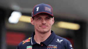 Azerbaycan'da kazanan Max Verstappen!