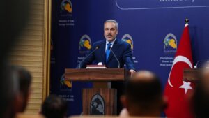 Bakan Fidan'dan Irak'ta diplomasi trafiği!