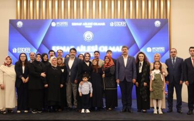 Bakan Göktaş, "Esnaf Ailesi Olmak" projesinin galasına katıldı