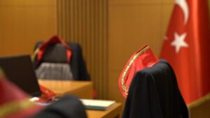 Bakan Tunç duyurdu: 1000 yeni hakim ve savcı yardımcısı alınacak