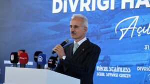 Bakan Uraloğlu: Gökyüzünde sınır tanımayan bir Türkiye inşa ettik