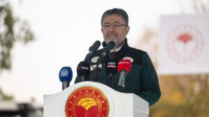 Bakan Yumaklı: Teknolojiyi kalkan olarak kullanmalıyız