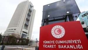 Bakanlık'tan çocukları hedef alan reklamlara karşı sıfır tolerans