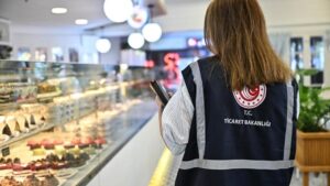 Bakanlıktan fahiş fiyat denetimi: 427 bin firmaya 2,1 milyar lira ceza