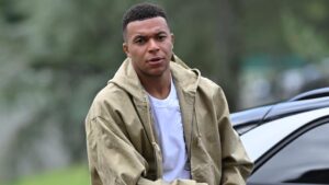 Başakşehir'den Kylian Mbappe paylaşımı!