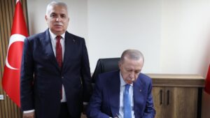 Başkan Erdoğan, Trabzon Valisi Aziz Yıldırım'ı kabul etti
