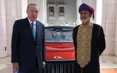 Başkan Erdoğan, Umman Sultanı Teymur El Said'e Togg hediye etti