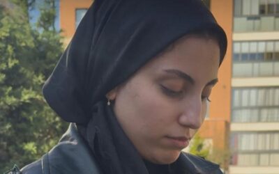 Başörtüsü nefreti üniversitede hortladı! Öğrencisine hakaretler yağdırdı