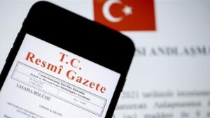 Bazı bakanlıklarda görev değişimi: Üst düzey atamalar Resmi Gazete'de