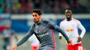 Beşiktaş'ın eski genç yıldız adaylarından Orkan Çınar'ın yeni mesleği şaşırttı