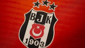 Beşiktaş'tan Fenerbahçe'nin yeni başkanı Sadettin Saran'a tebrik