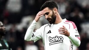 Beşiktaş'tan sakatlık açıklaması! Rafa Silva'dan kötü haber