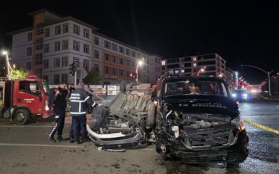 Bingöl'de trafik kazası… 4 kişi yaralandı