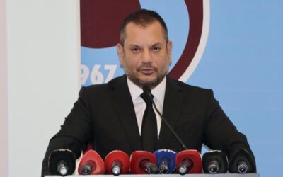 Biz kendi hikayemizi yazıyoruz