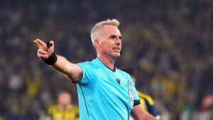 Bülent Timurlenk Fenerbahçe-Stuttgart maçını yorumladı