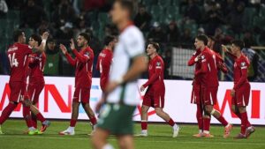 Bulgaristan'da yer yerinden oynadı! İşte Türkiye yenilgisi sonrası atılan manşetler
