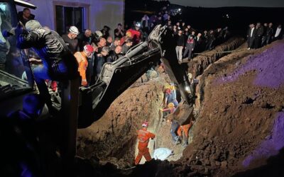 Bursa'dan acı haber! İki kardeş göçük atlında kaldı