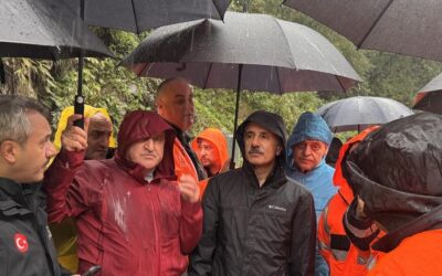 Çamlıhemşin-Ayder yolunda inceleme: Bakanlar bölgedeydi