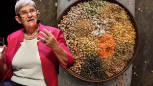 Canan Karatay ısrarla tavsiye etti! Ete en yakın olan baklagil! Hem lif hem protein