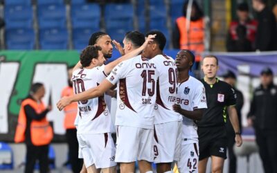 Çaykur Rizespor 1-2 Trabzonspor (MAÇ SONUCU ÖZET) | Karadeniz derbisinde kazanan Fırtına!