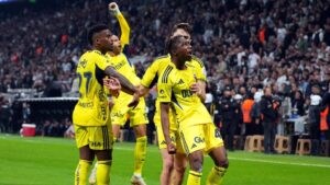 Çek bir zafer F.Bahçe!